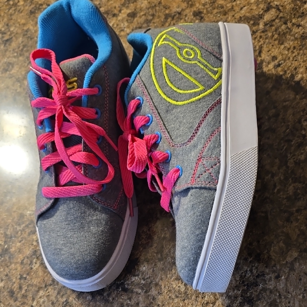 Heelys Grey Sneakers youth size 6 or womens size 7